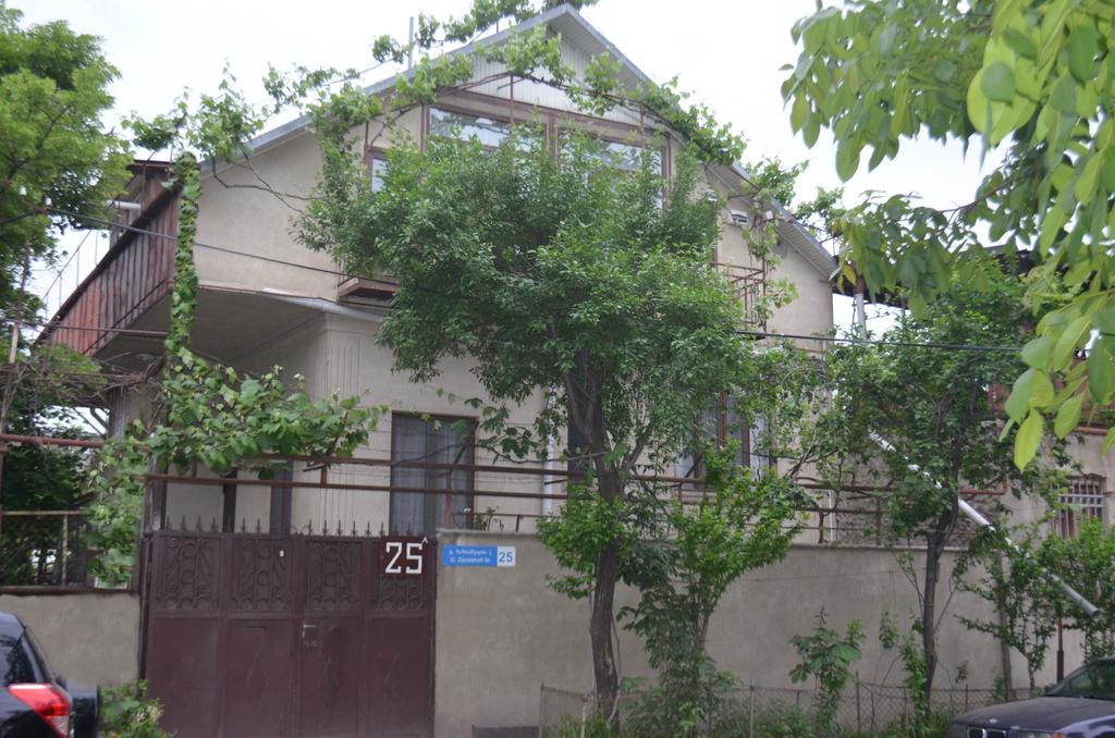 Alex'S Cosy Guesthouse Tbilisi Exteriér fotografie