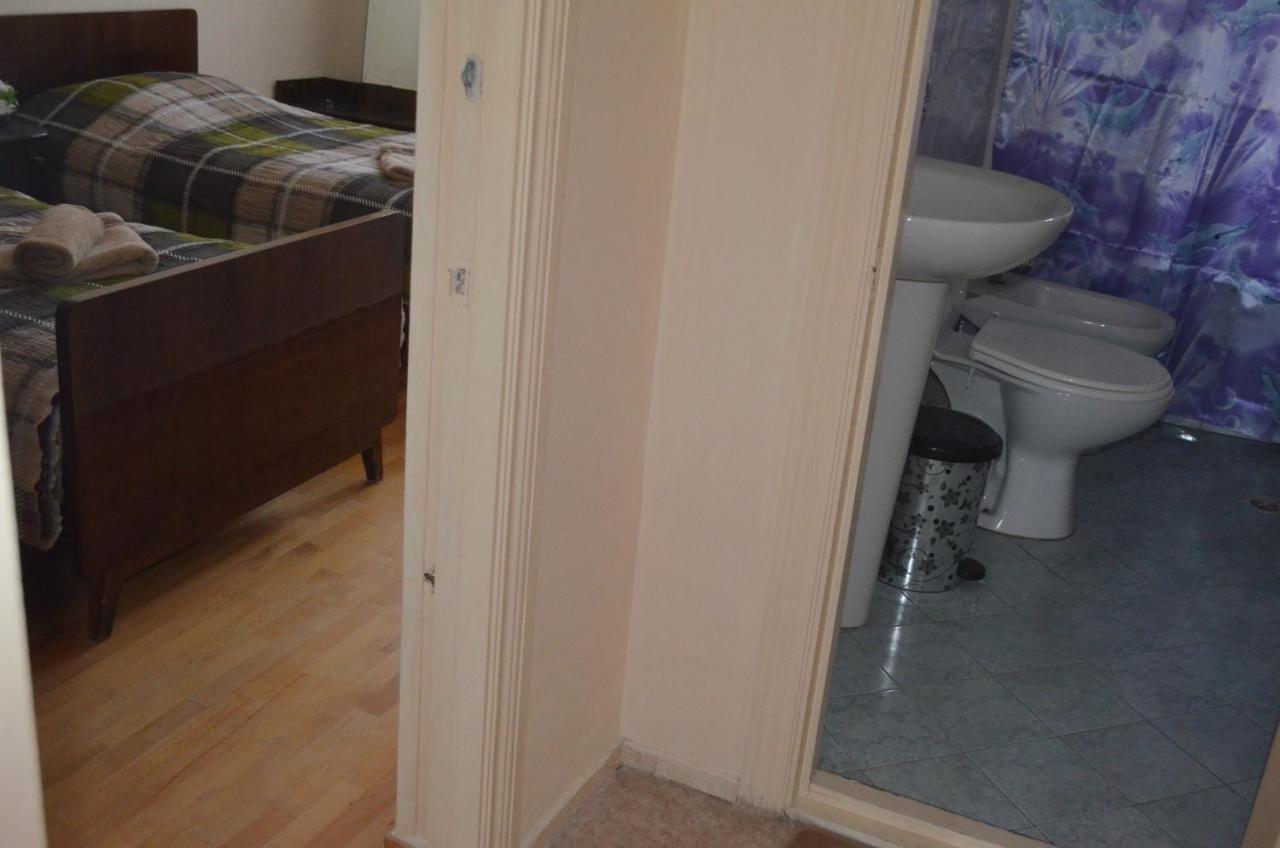 Alex'S Cosy Guesthouse Tbilisi Pokoj fotografie